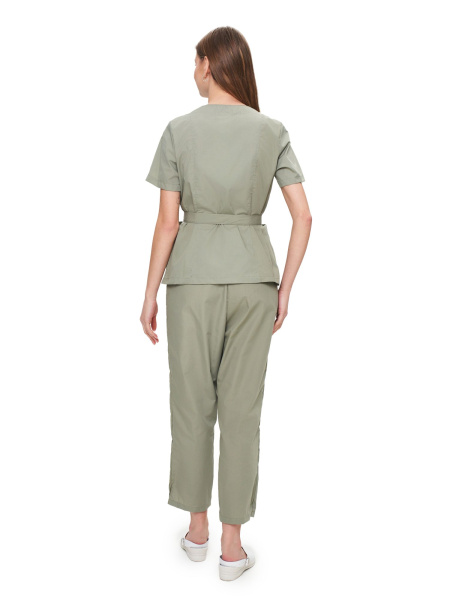 Костюм женский "Юмелия" зеленый воск