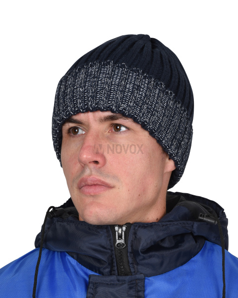 Шапка темно-синяя с СВ-элементами "Юка", с утеплителем Тинсулейт