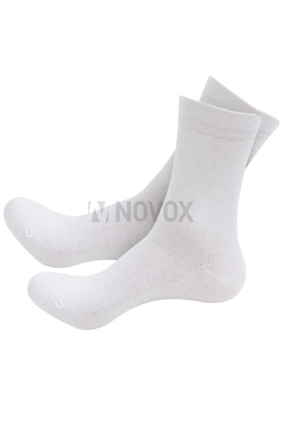 Носки белые трикотажные с маркировкой "Step company"